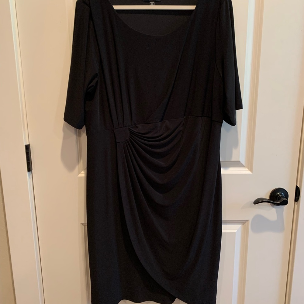 22W Black Evening Dress